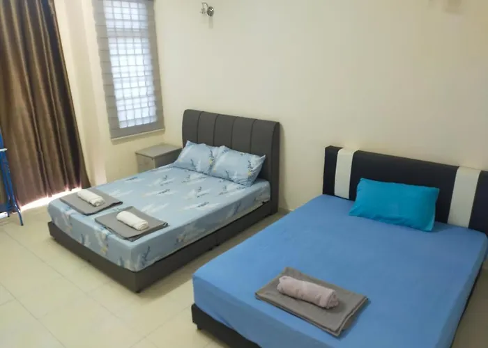 Cheerful 3-Bedroom Residential Home With Free Wifi