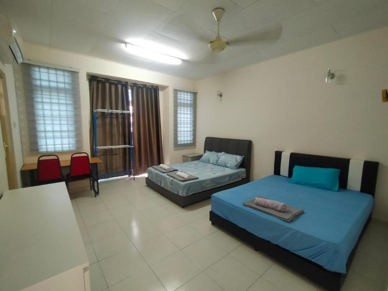 Cheerful 3-bedroom Residential With Free Wifi